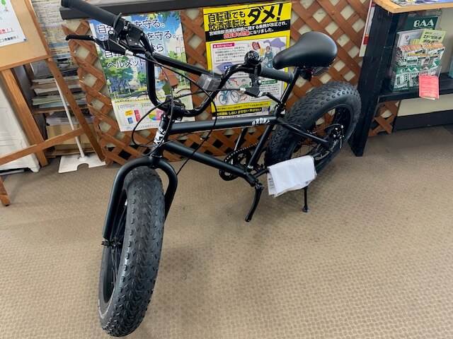 「ＢＲＯＮＸ」取扱いはじめました！！